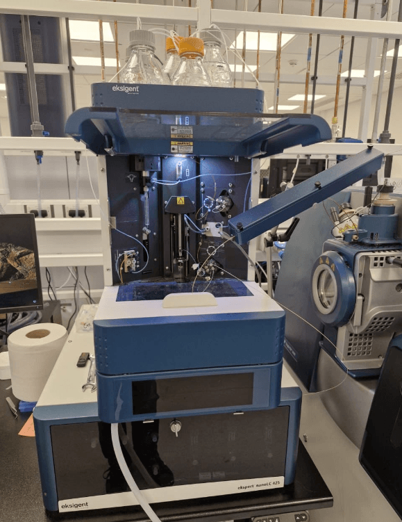 Listing product image 3 of 3